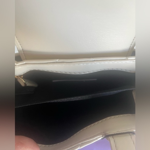 NWT House of Want Faux Pearl Diamond Quilt Mini Satchel - Picture 4 of 5